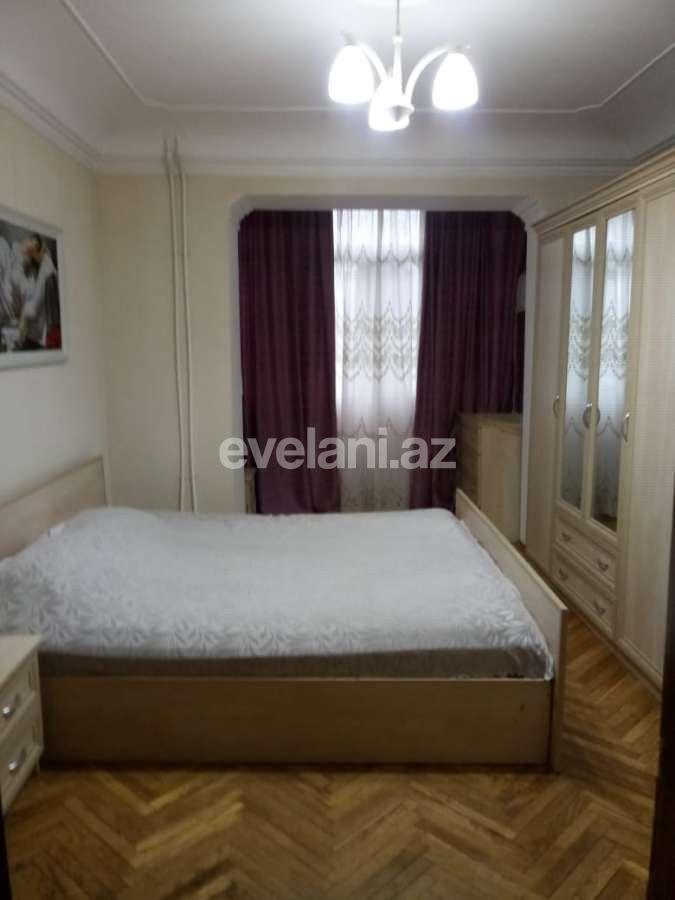 Rent, old building, 2 room, 78 m², Baku, Sabail r, 28 may m.