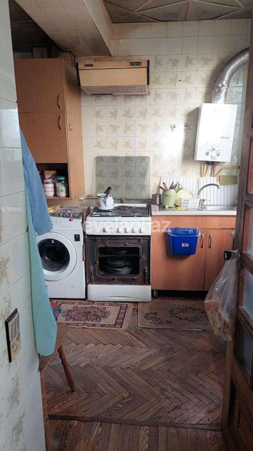 Satılır, köhnə tikili, 3 otaqlı, 100 m², Bakı, Nərimanov r, Gənclik m.