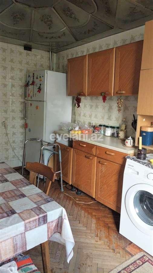 Satılır, köhnə tikili, 3 otaqlı, 100 m², Bakı, Nərimanov r, Gənclik m.