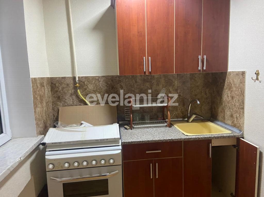 Rent, old building, 1 room, 35 m², Baku, Nizami r, Gara Garayev m.