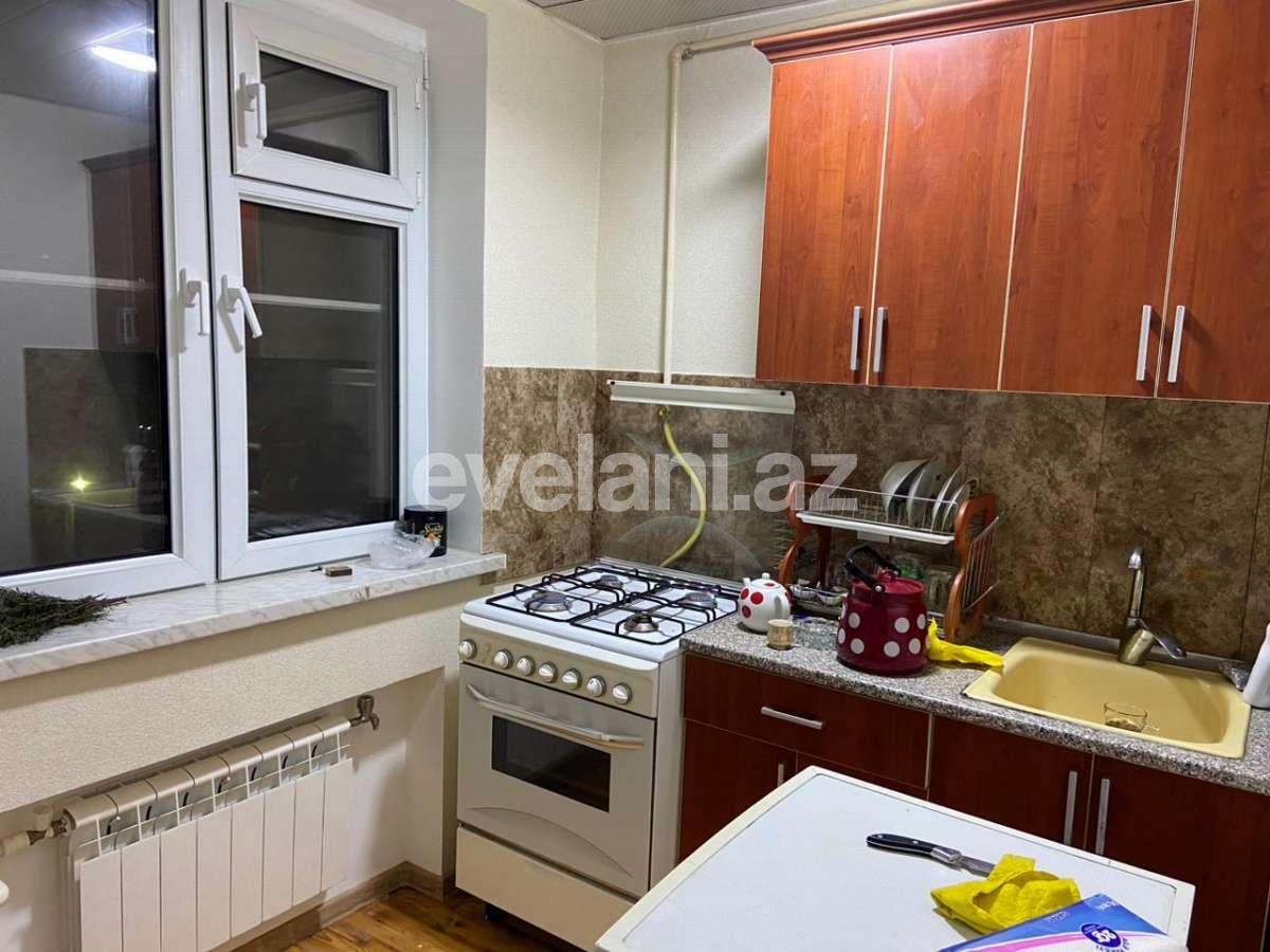 Rent, old building, 1 room, 35 m², Baku, Nizami r, Gara Garayev m.