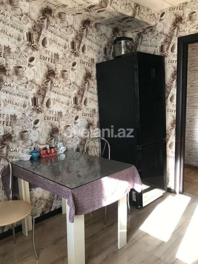 Satılır, köhnə tikili, 2 otaqlı, 70 m², Bakı, Nəsimi r.