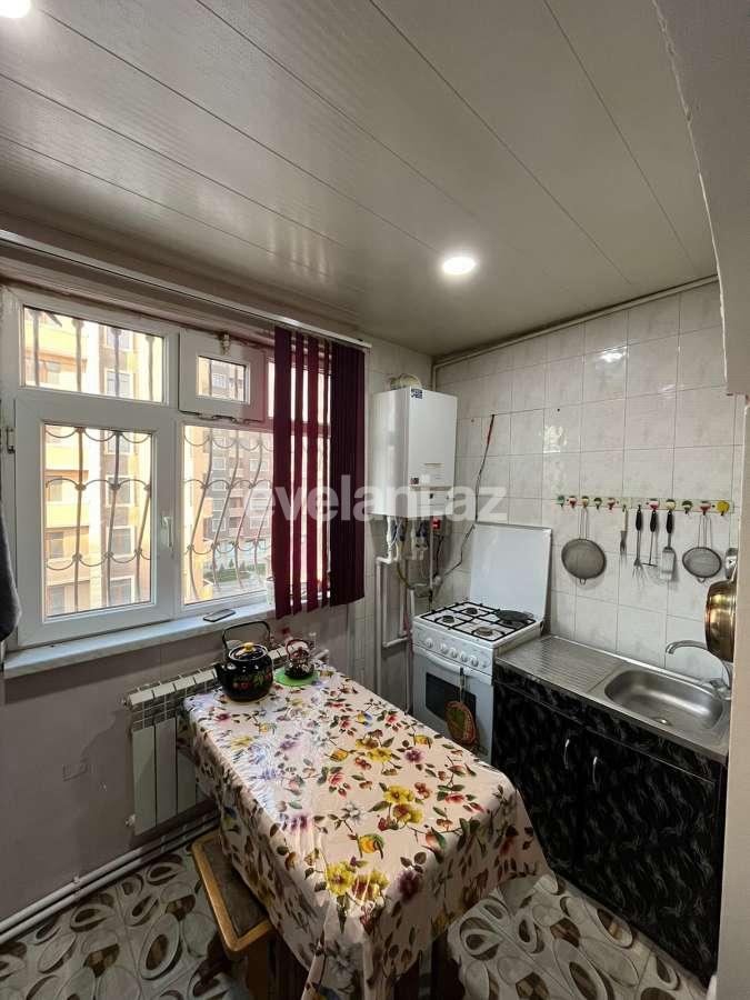 Sale, old building, 4 room, 90 m², Baku, Nasimi r, 28 may m.