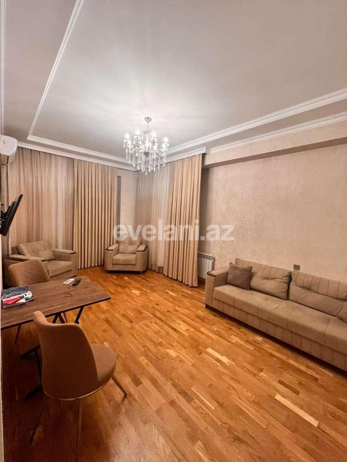 Kirayə verilir, yeni tikili, 2 otaqlı, 70 m², Bakı, Nizami r, Neftçilər m.