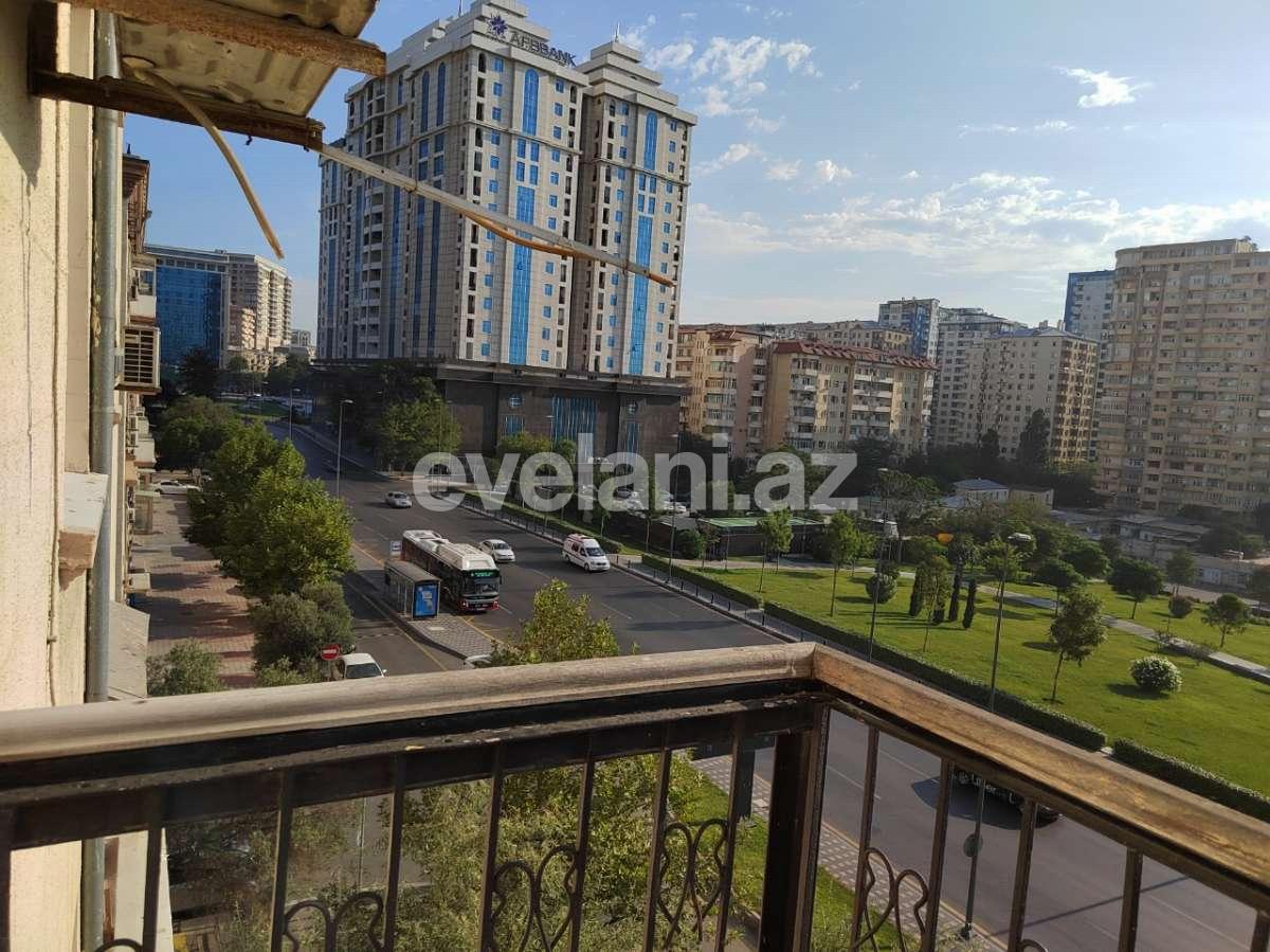 Satılır, köhnə tikili, 5 otaqlı, 145 m², Bakı, Yasamal r, Nizami m.