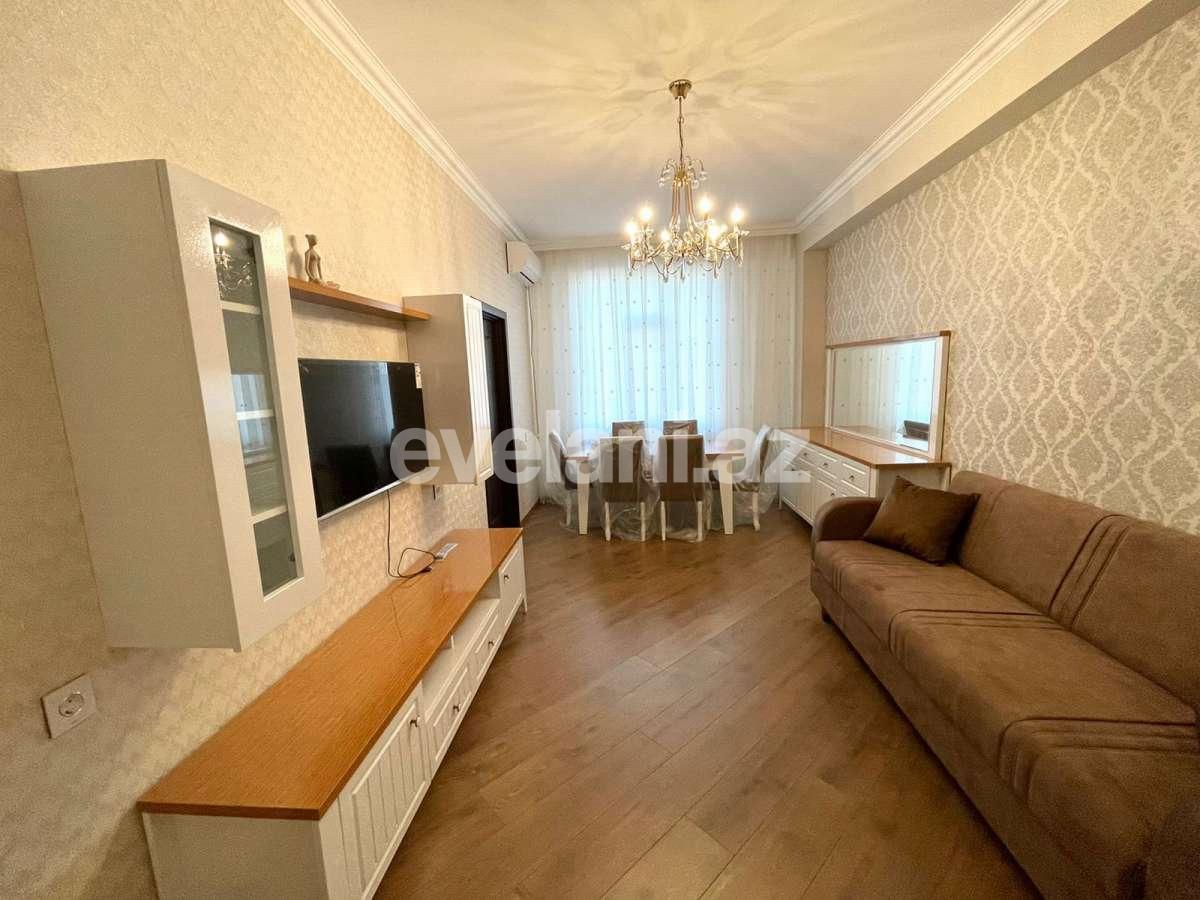 Kirayə verilir, yeni tikili, 2 otaqlı, 90 m², Bakı, Binəqədi r, 8-ci mikrorayon q, Azadlıq prospekti m.