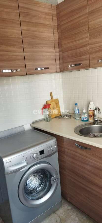 Сдаётся, вторичка, 3-комнаты, 90 m², Баку, Ясамальский r, Ясамал p, Элмляр Академиясы m.