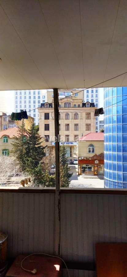 Сдаётся, вторичка, 3-комнаты, 90 m², Баку, Ясамальский r, Ясамал p, Элмляр Академиясы m.