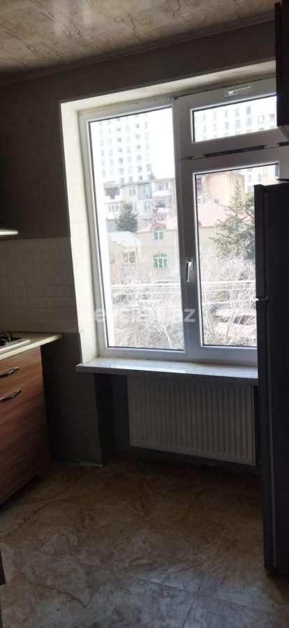 Сдаётся, вторичка, 3-комнаты, 90 m², Баку, Ясамальский r, Ясамал p, Элмляр Академиясы m.