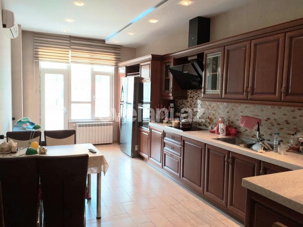 Satılır, yeni tikili, 4 otaqlı, 250 m², Bakı, Nəsimi r, 28 may m.