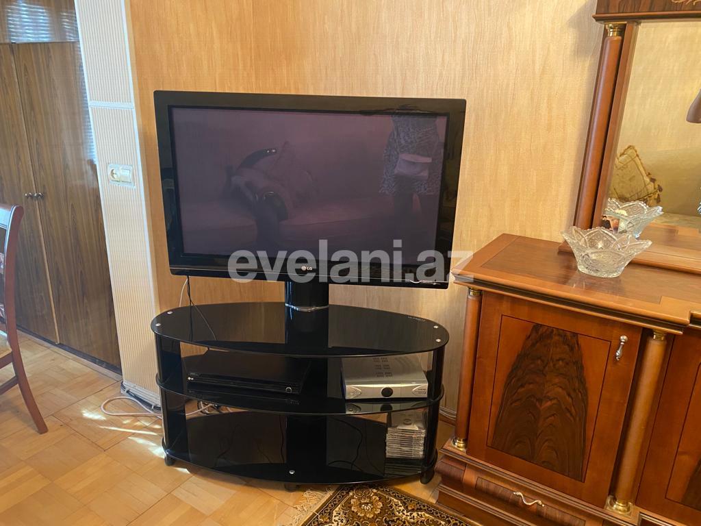 Satılır, köhnə tikili, 2 otaqlı, 50 m², Bakı, Binəqədi r, 7-ci mikrorayon q, Dərnəgül m.