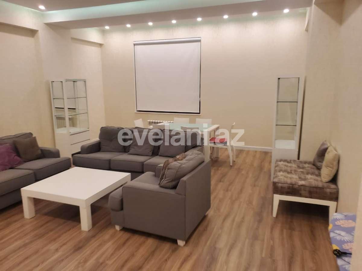 Rent, new building, 3 room, 140 m², Baku, Nizami r, 28 may m.