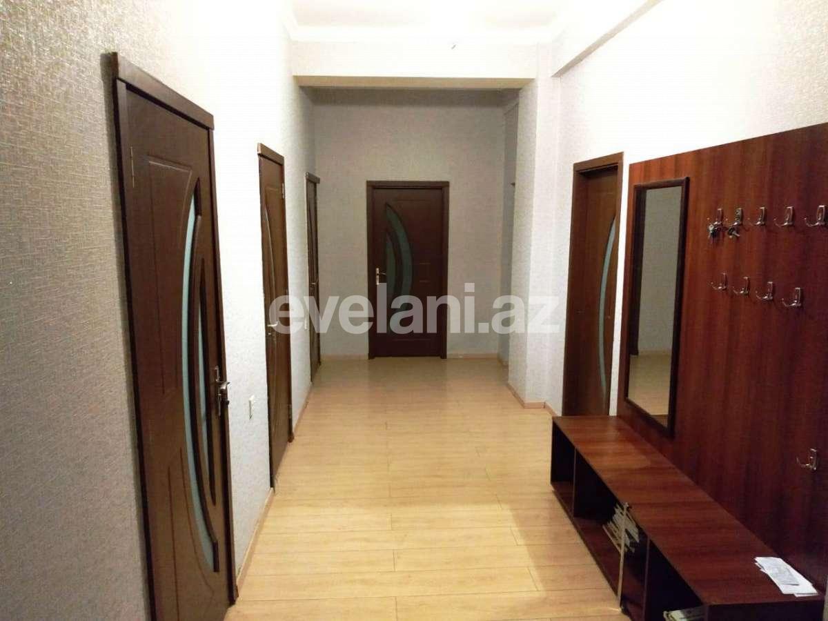 Сдаётся, вторичка, 4-комнаты, 146 m², Баку, Ясамальский r, Элмляр Академиясы m.