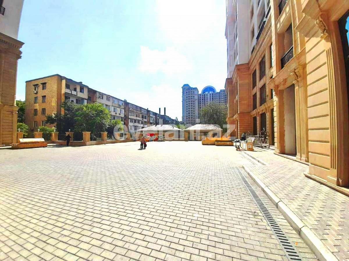 Сдаётся, вторичка, 4-комнаты, 146 m², Баку, Ясамальский r, Элмляр Академиясы m.