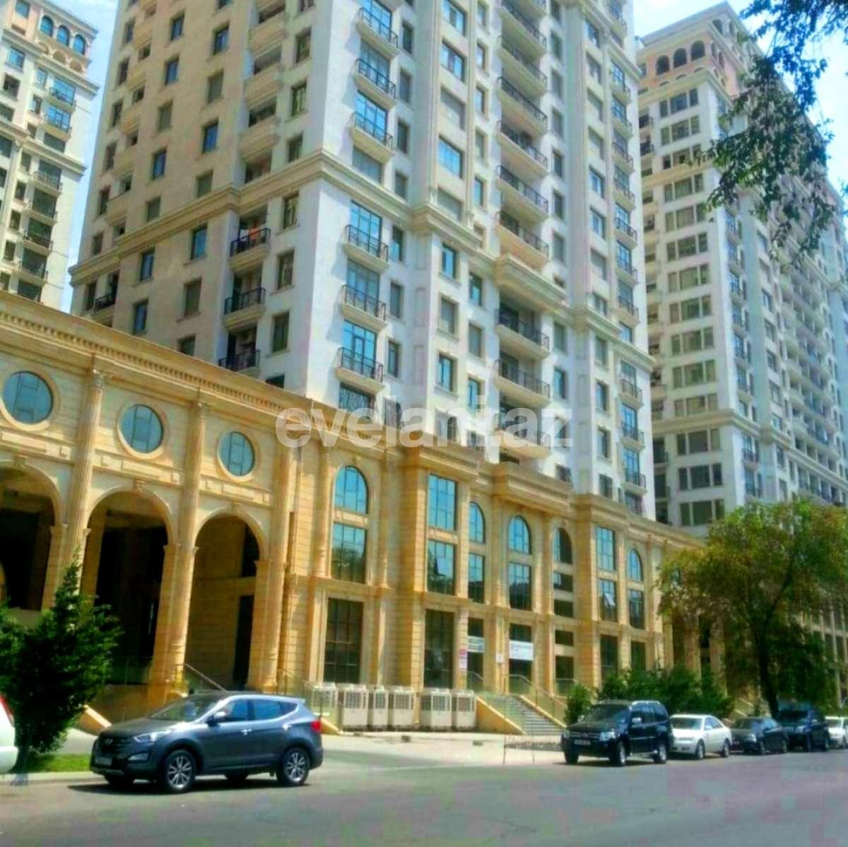 Сдаётся, вторичка, 4-комнаты, 146 m², Баку, Ясамальский r, Элмляр Академиясы m.