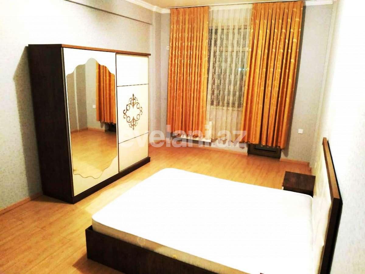 Сдаётся, вторичка, 4-комнаты, 146 m², Баку, Ясамальский r, Элмляр Академиясы m.