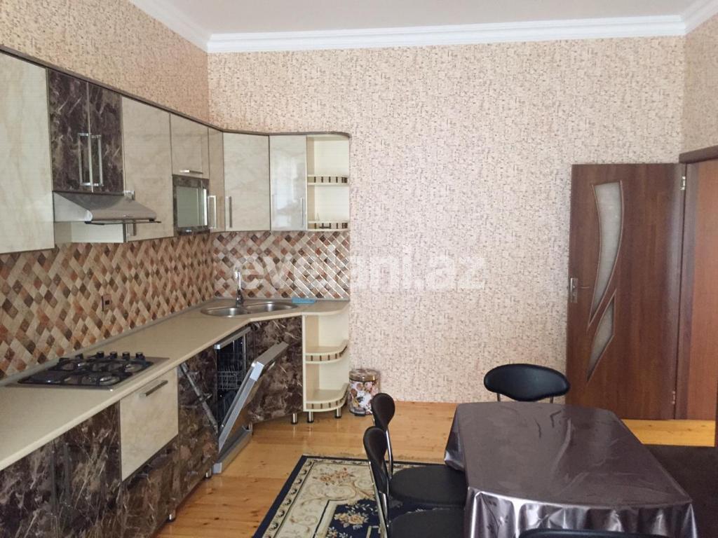 Satılır, həyət evi / bağ, 7 otaqlı, 400 m², Bakı, Xəzər r, Buzovna q.