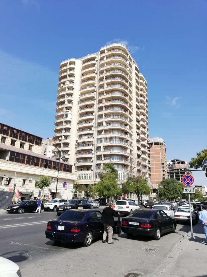 Kirayə verilir, yeni tikili, 3 otaqlı, 120 m², Bakı, Nərimanov r.