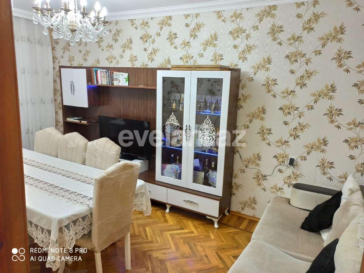 Satılır, köhnə tikili, 4 otaqlı, 110 m², Bakı, Nizami r.