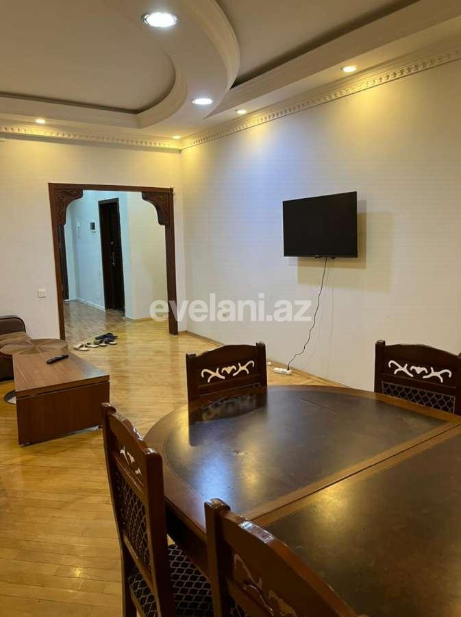 Kirayə verilir, yeni tikili, 3 otaqlı, 130 m², Bakı, Xətai r, Şah İsmayıl Xətai m.