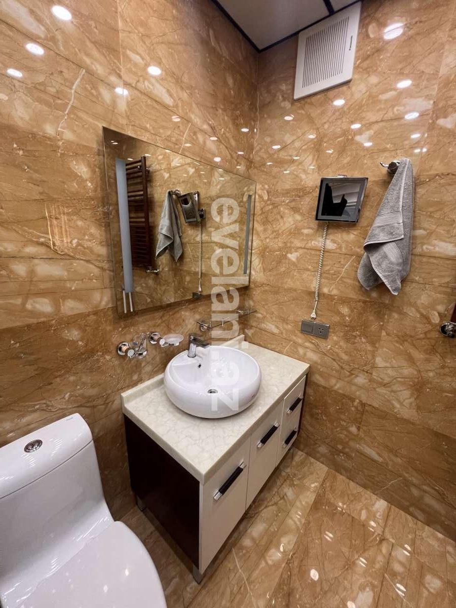 Сдаётся, новостройка, 3-комнаты, 141 m², Баку, Насиминский r, 28 мая m.