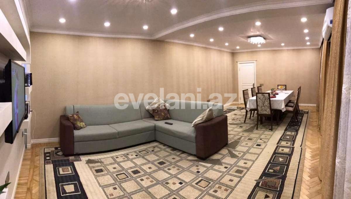 Satılır, köhnə tikili, 5 otaqlı, 109.99 m², Bakı, Nizami r.