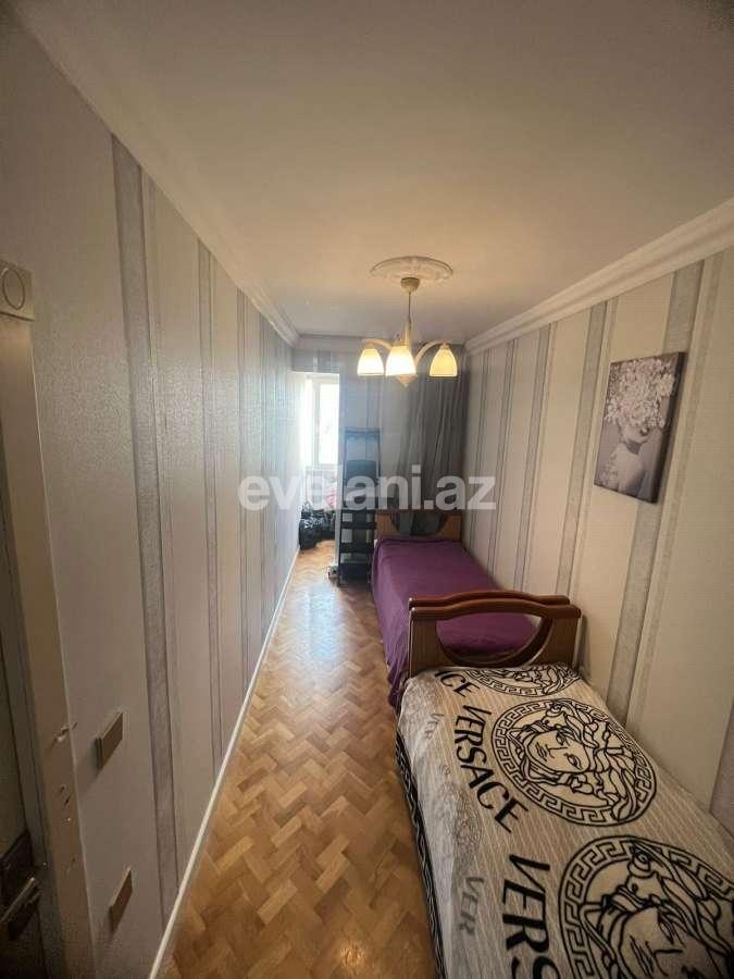 Satılır, köhnə tikili, 3 otaqlı, 70 m², Bakı, Nəsimi r, Memar Əcəmi m.