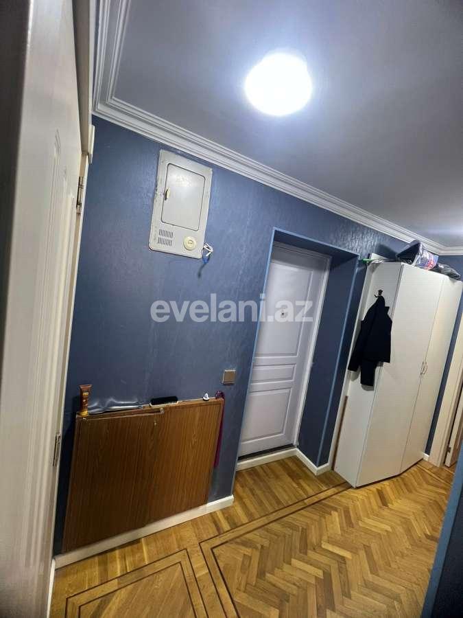 Satılır, köhnə tikili, 3 otaqlı, 70 m², Bakı, Nəsimi r, Memar Əcəmi m.