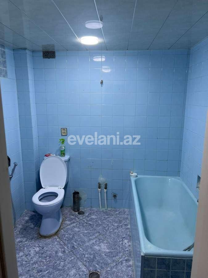 Satılır, köhnə tikili, 3 otaqlı, 70 m², Bakı, Nəsimi r, Memar Əcəmi m.