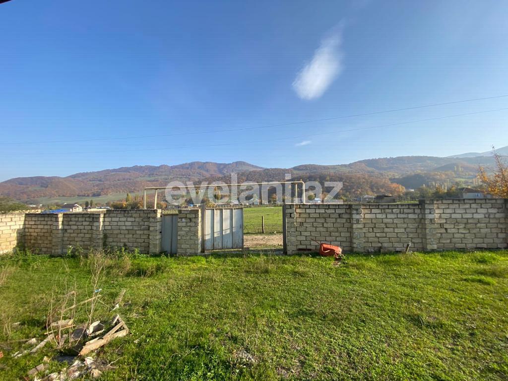 Satılır, həyət evi / bağ, 7 otaqlı, 325 m², Qusar