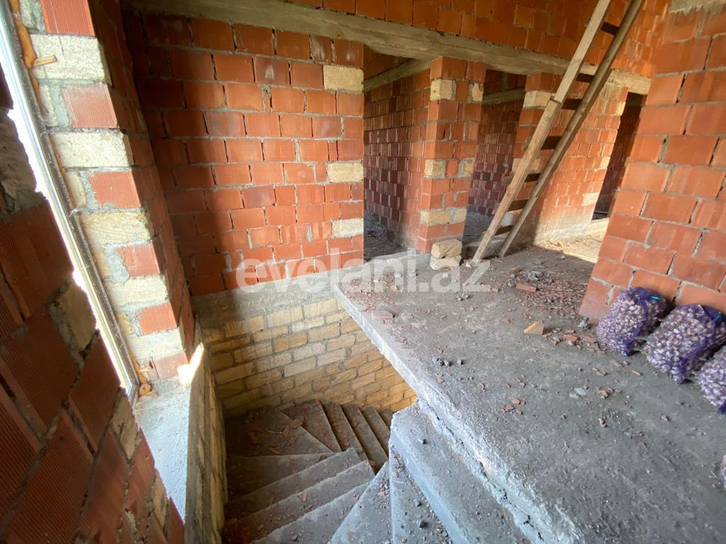 Satılır, həyət evi / bağ, 7 otaqlı, 325 m², Qusar