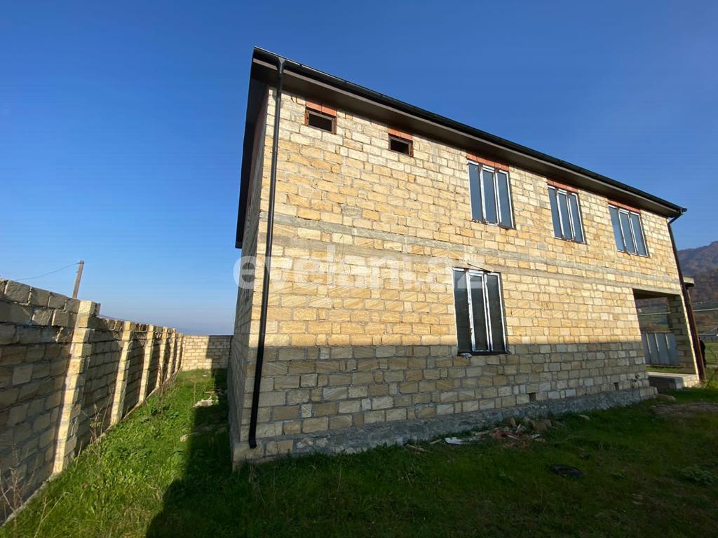 Satılır, həyət evi / bağ, 7 otaqlı, 325 m², Qusar