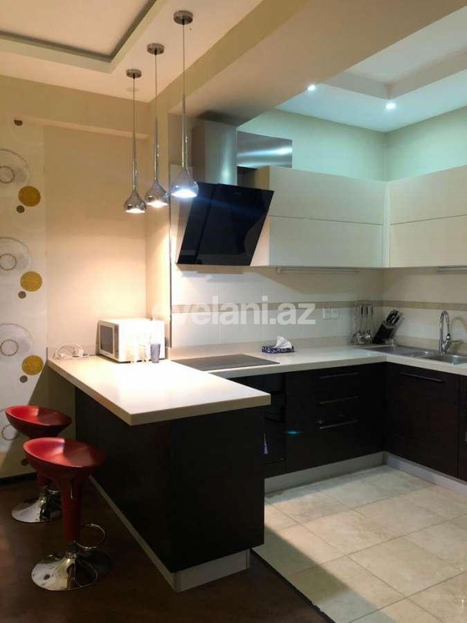 Kirayə verilir, yeni tikili, 3 otaqlı, 99 m², Bakı, Xətai r, Şah İsmayıl Xətai m.