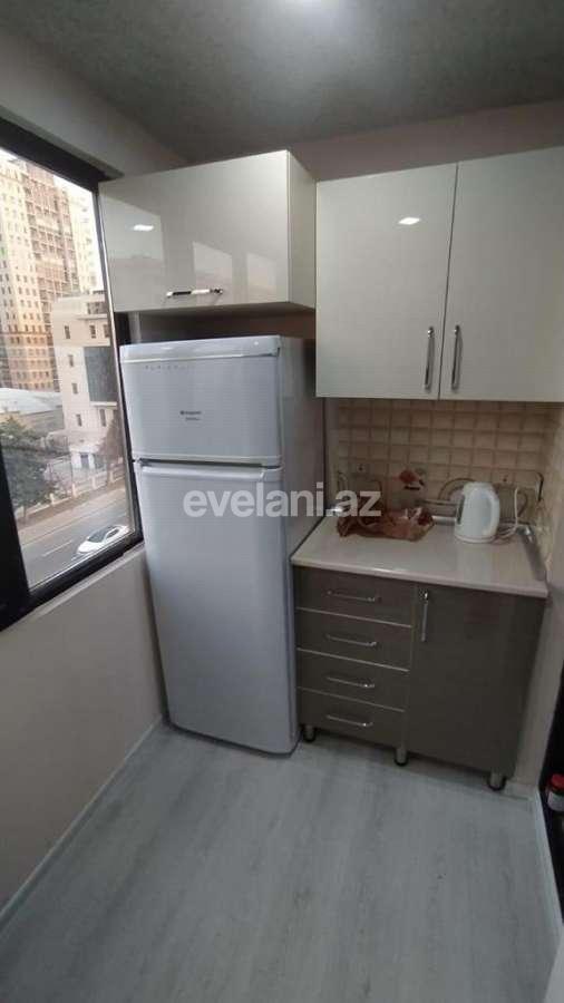 Rent, old building, 2 room, 35 m², Baku, Yasamal r, Yasamal d, Elmlar Akademiyası m.