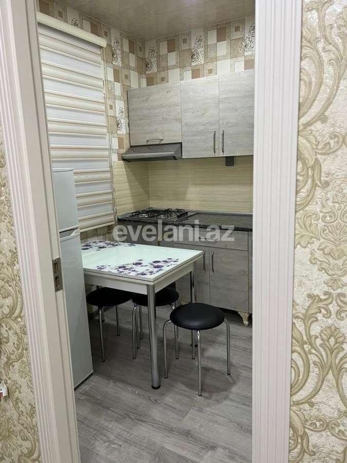 Satılır, köhnə tikili, 2 otaqlı, 50 m², Bakı, Binəqədi r, 9-cu mikrorayon q, Memar Əcəmi m.