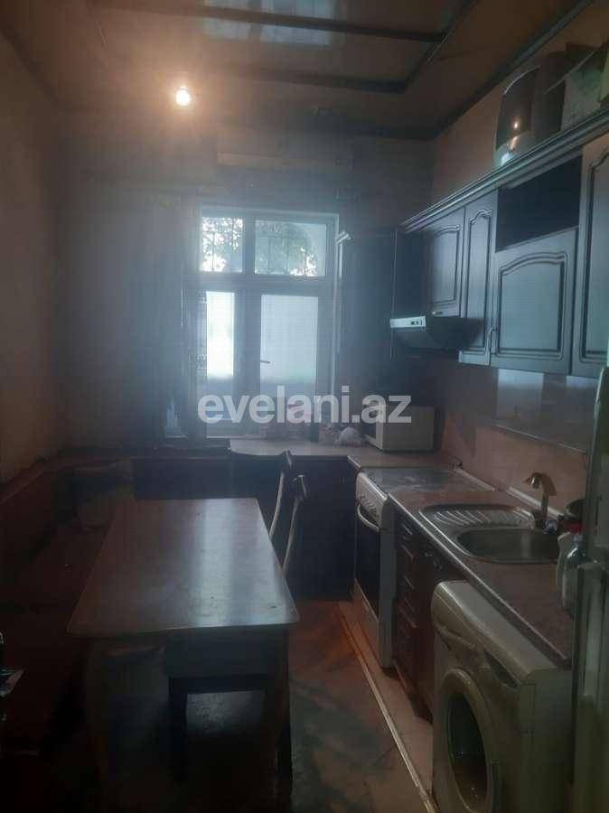 Rent, old building, 3 room, 110 m², Baku, Narimanov r.