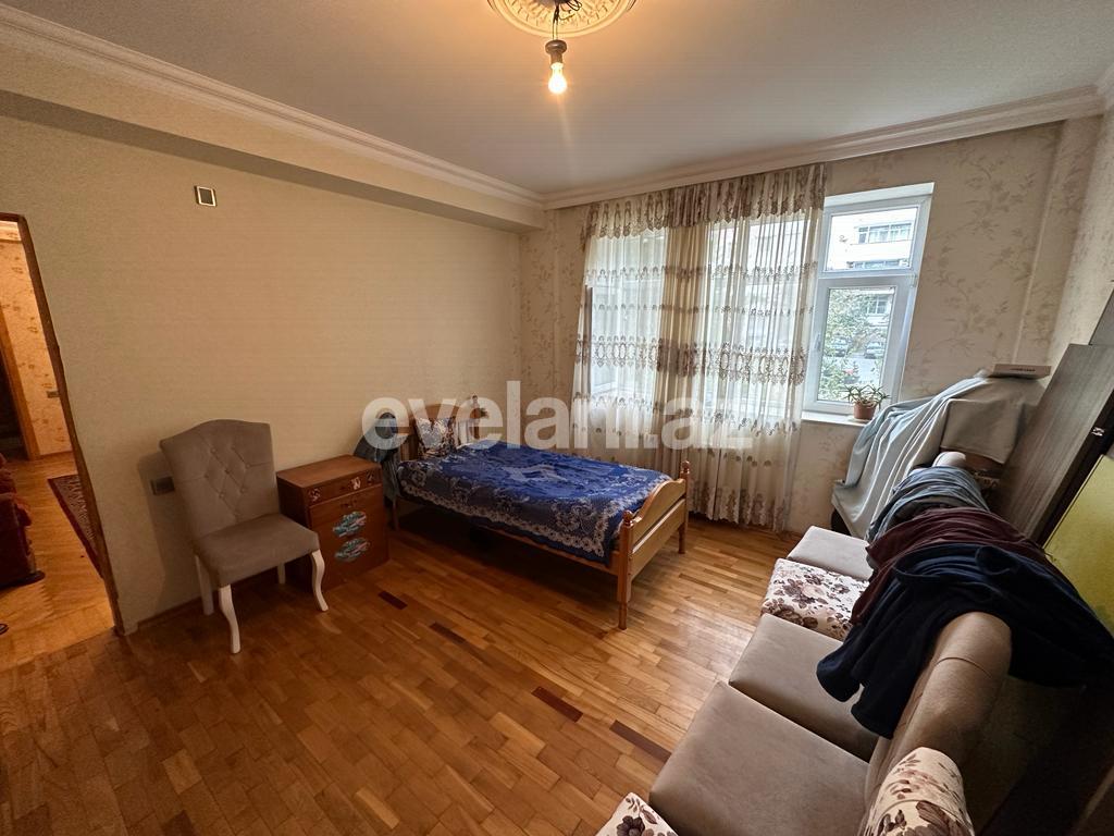 Satılır, köhnə tikili, 5 otaqlı, 110 m², Bakı, Xətai r.