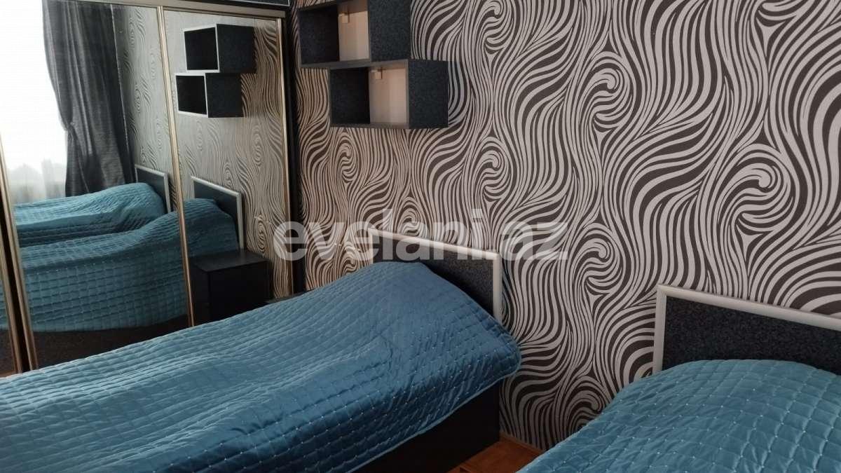 Kirayə verilir, köhnə tikili, 3 otaqlı, 70 m², Bakı, Səbail r, Sahil m.