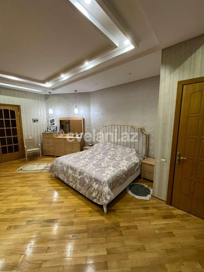Продаётся, вторичка, 4-комнаты, 204.99 m², Баку, Наримановский r, Гянджлик m.