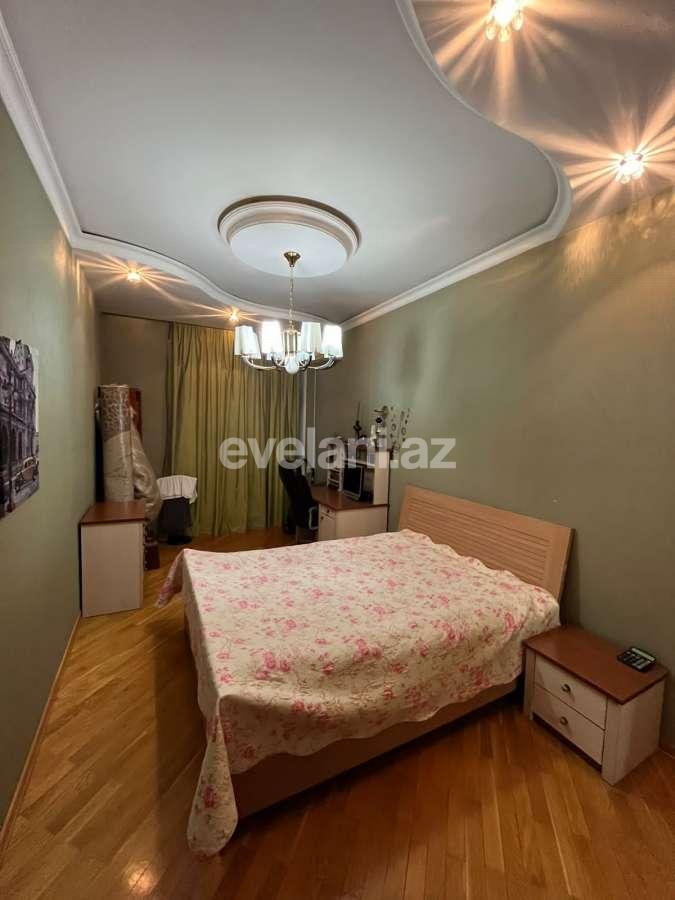 Продаётся, вторичка, 4-комнаты, 204.99 m², Баку, Наримановский r, Гянджлик m.