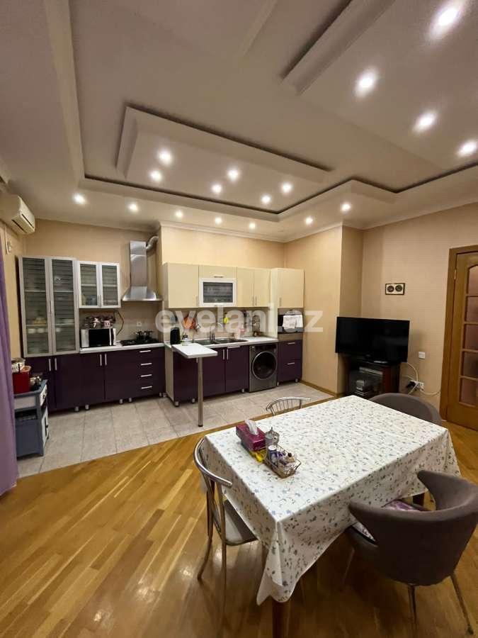 Продаётся, вторичка, 4-комнаты, 204.99 m², Баку, Наримановский r, Гянджлик m.