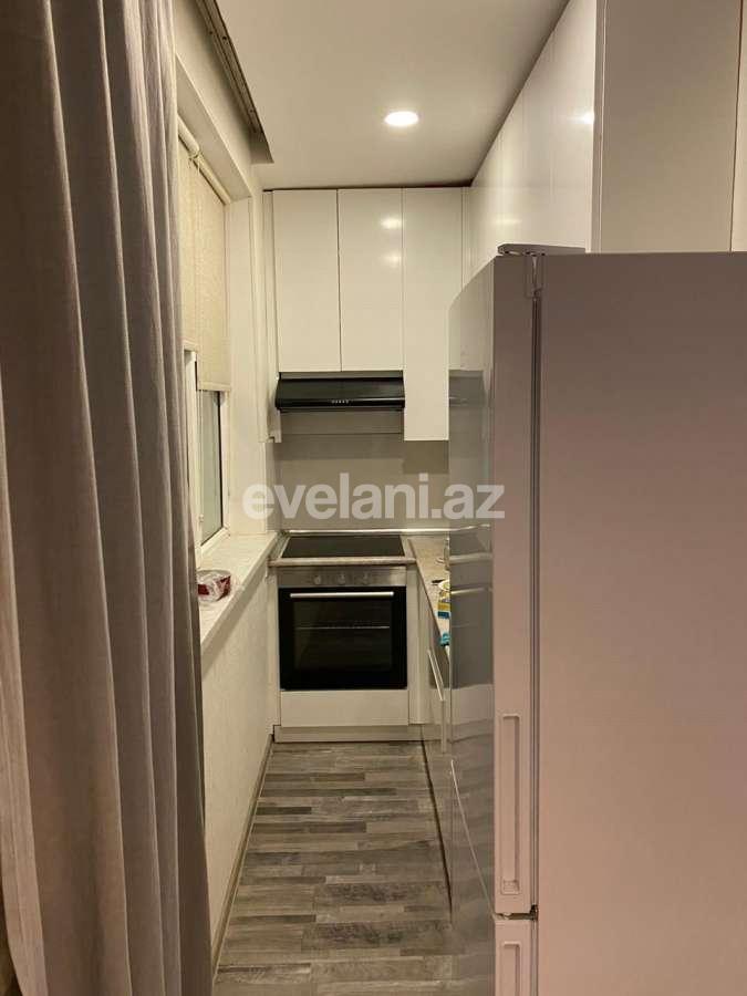 Satılır, köhnə tikili, 4 otaqlı, 100 m², Bakı, Binəqədi r, Azadlıq prospekti m.