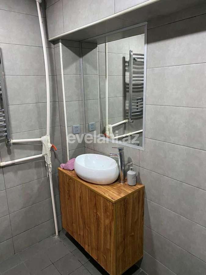 Satılır, köhnə tikili, 4 otaqlı, 100 m², Bakı, Binəqədi r, Azadlıq prospekti m.