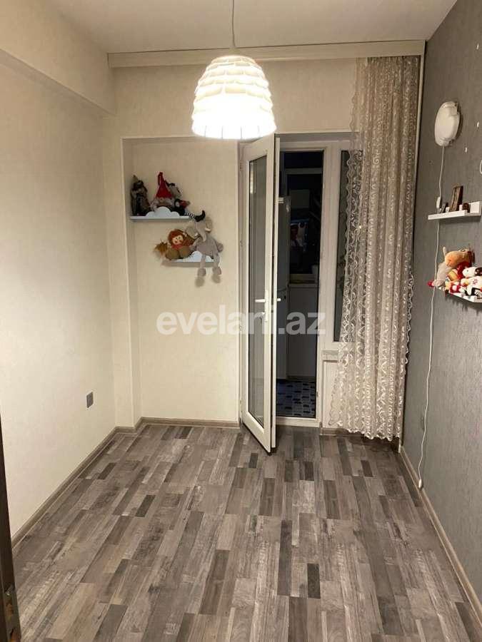 Satılır, köhnə tikili, 4 otaqlı, 100 m², Bakı, Binəqədi r, Azadlıq prospekti m.