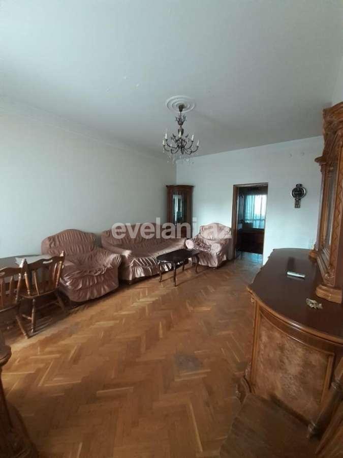 Rent, old building, 2 room, 55 m², Baku, Nasimi r, Nizami m.