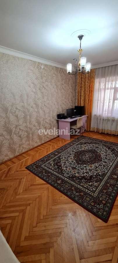 Satılır, köhnə tikili, 4 otaqlı, 110 m², Bakı, Yasamal r, Yeni Yasamal q.