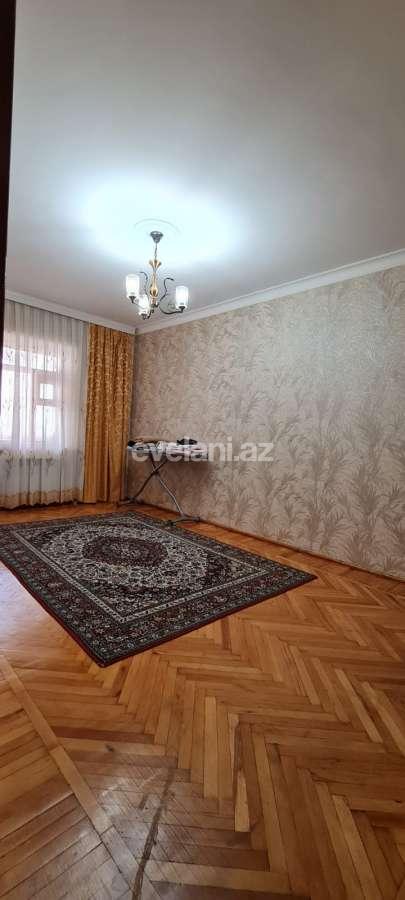 Satılır, köhnə tikili, 4 otaqlı, 110 m², Bakı, Yasamal r, Yeni Yasamal q.
