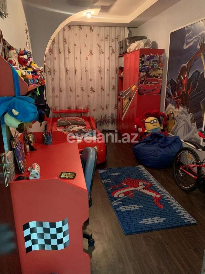 Продаётся, вторичка, 3-комнаты, 70 m², Баку, Насиминский r, 4-й микрорайон p.