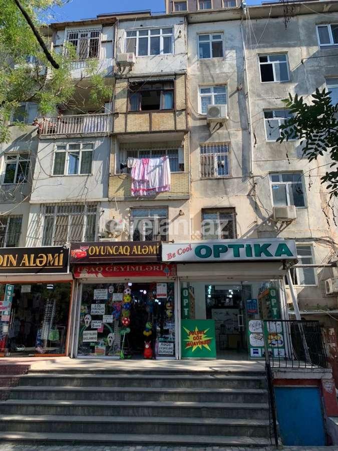 Продаётся, вторичка, 3-комнаты, 70 m², Баку, Насиминский r, 4-й микрорайон p.