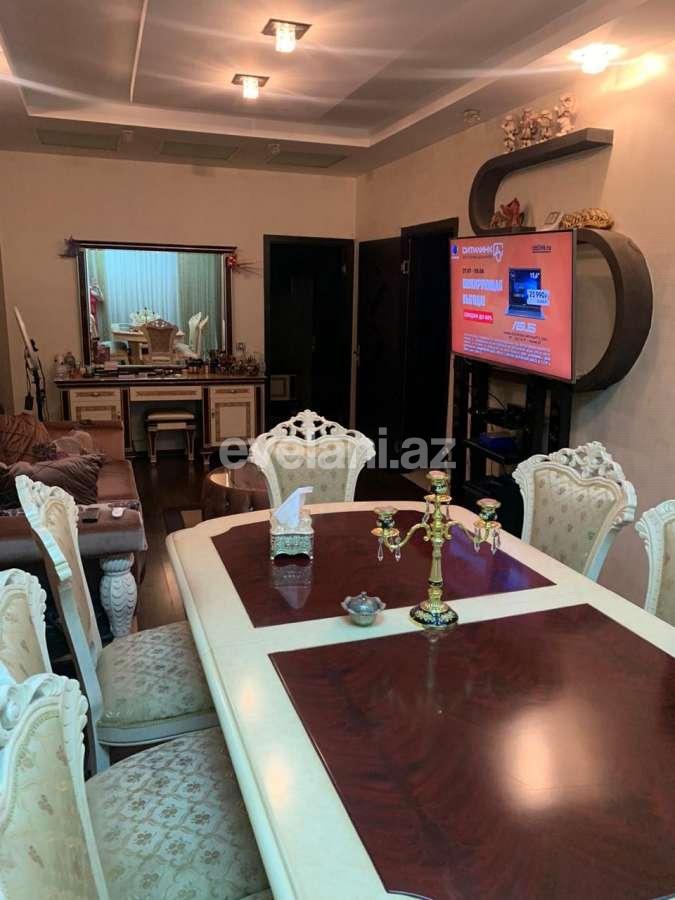 Продаётся, вторичка, 3-комнаты, 70 m², Баку, Насиминский r, 4-й микрорайон p.